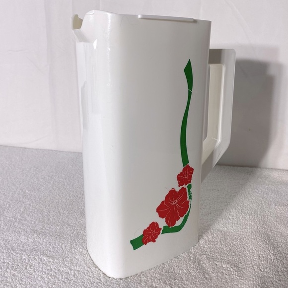 Vintage Totoon White Green Red Plastic Pitcher - Picture 10 of 14
